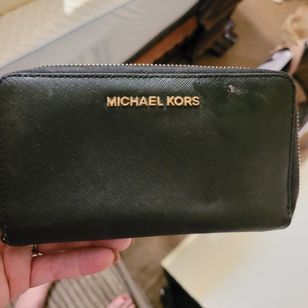 Michael Kors wallet